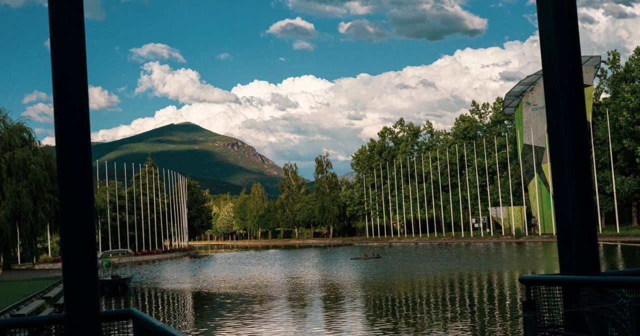 Apartmán Atico Con Encanto En Bellver De Cerdanya Exteriér fotografie